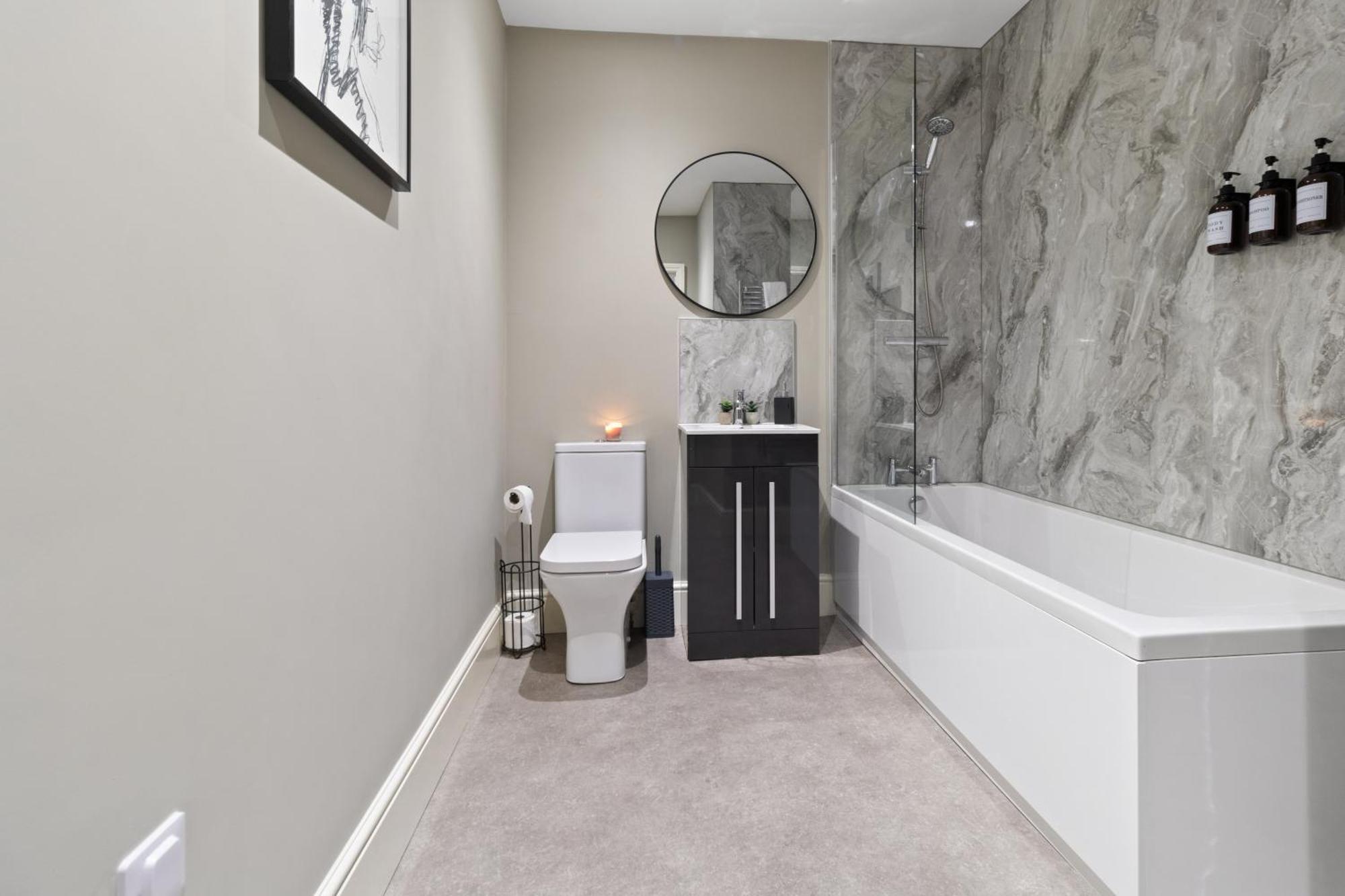 Whiskawaystays - Victoria House - 5 * Worcester